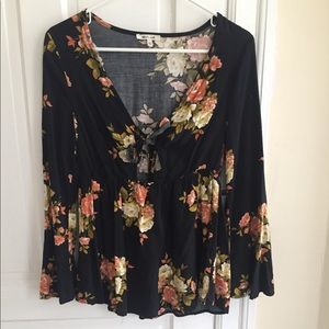 Bleuh Ciel Open Front Floral Blouse Size Large